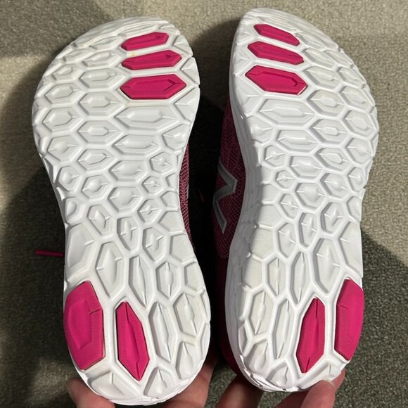 New Balance Fresh Foam Beacon V2 Running Sneakers Women's Size 7.5D - Picture 15 of 16